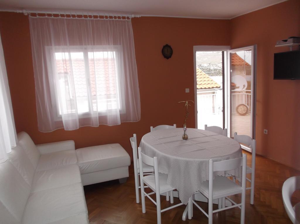 Appartamento Apartman Vladic Grebaštica Esterno foto